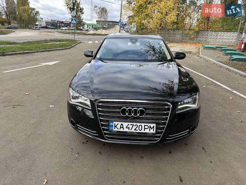 Седан Audi A8 2013 в Киеве