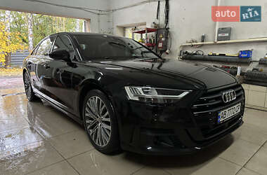 Седан Audi A8 2021 в 