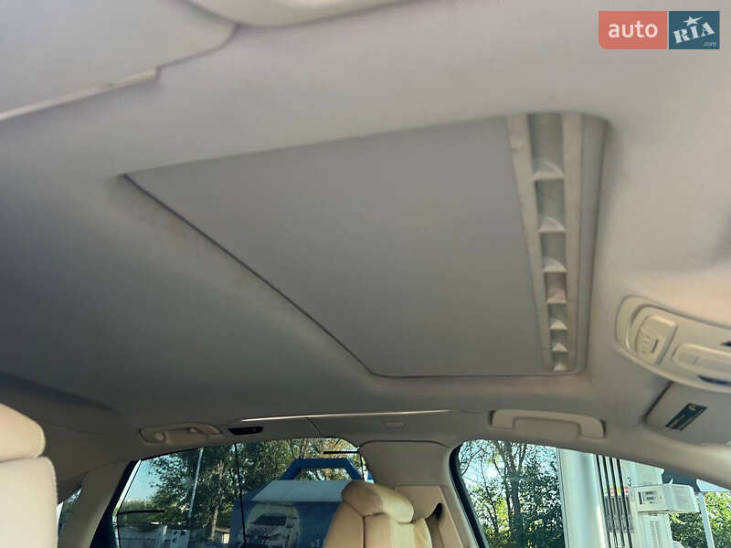 Седан Audi A8 2013 в Харькове