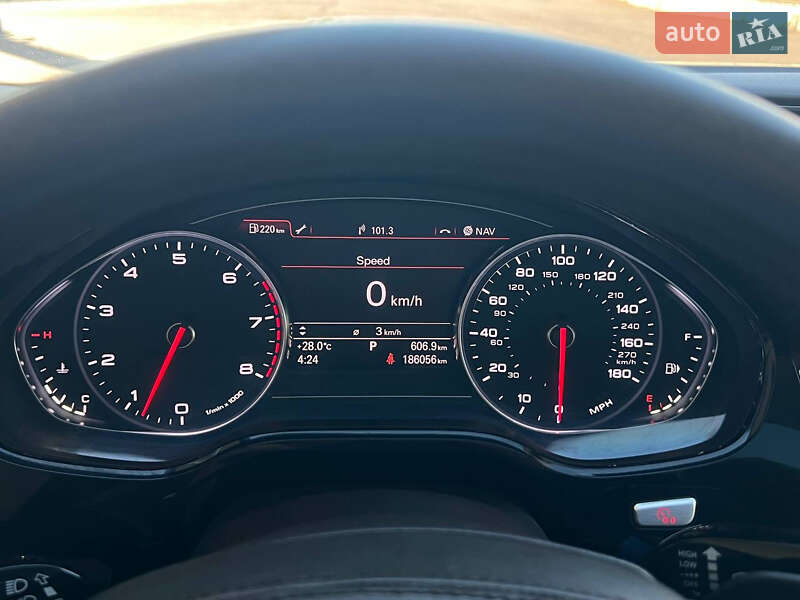 Седан Audi A8 2013 в Харькове