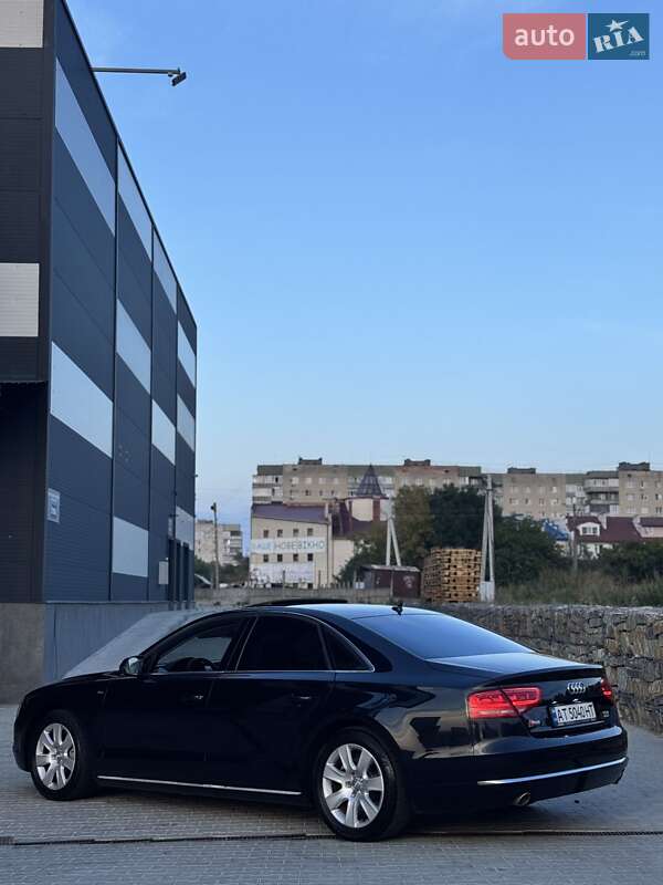Седан Audi A8 2011 в Івано-Франківську