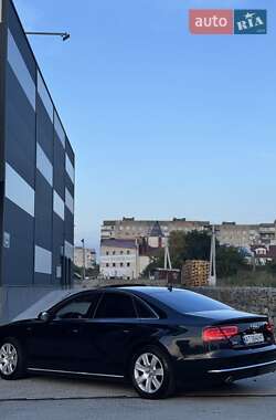 Седан Audi A8 2011 в 