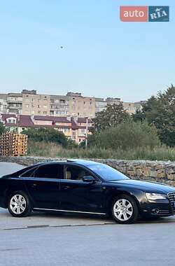 Седан Audi A8 2011 в 