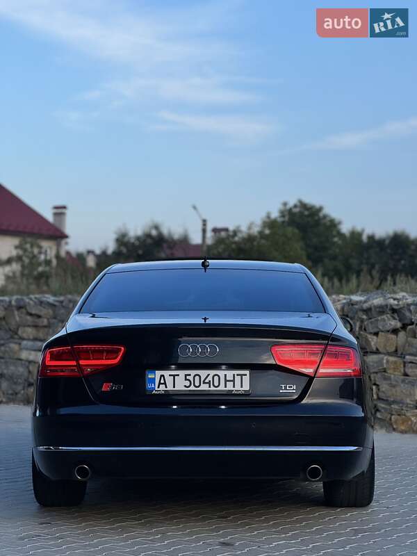 Седан Audi A8 2011 в Івано-Франківську