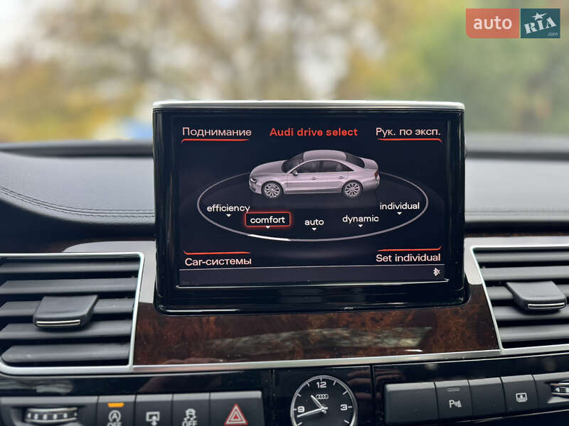 Седан Audi A8 2017 в Харькове