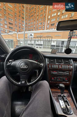 Седан Audi A8 1994 в 