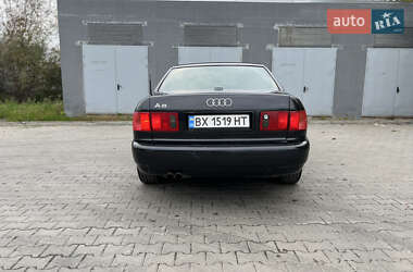 Седан Audi A8 2001 в 