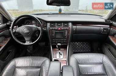 Седан Audi A8 2001 в 