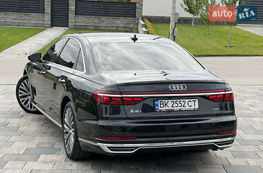 Седан Audi A8 2018 в 