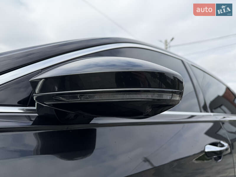 Седан Audi A8 2018 в Ровно