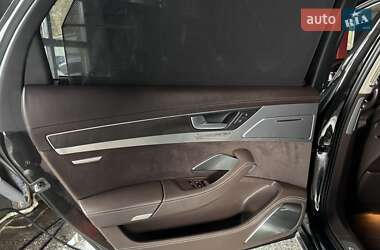 Седан Audi A8 2012 в 