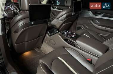 Седан Audi A8 2012 в 