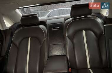 Седан Audi A8 2012 в 