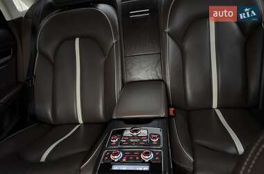 Седан Audi A8 2012 в 