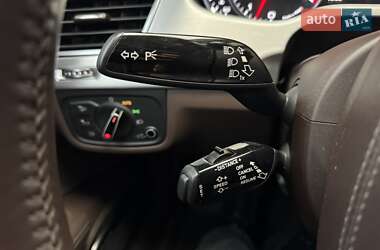 Седан Audi A8 2012 в 