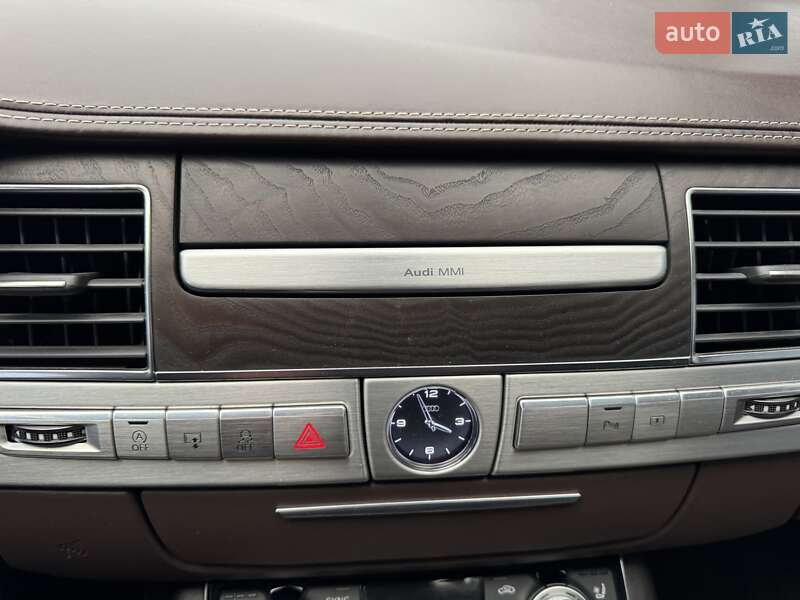 Седан Audi A8 2012 в Тернополе фото 85 Седан Audi A8 2012 в Тернополе