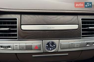 Седан Audi A8 2012 в 