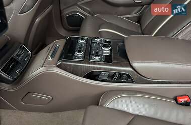 Седан Audi A8 2012 в 