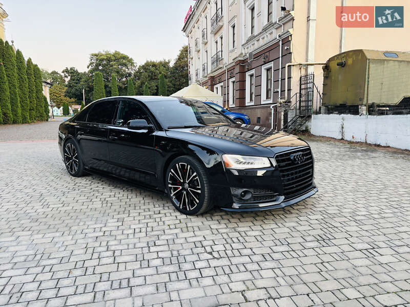 Седан Audi A8 2015 в Хмельницком