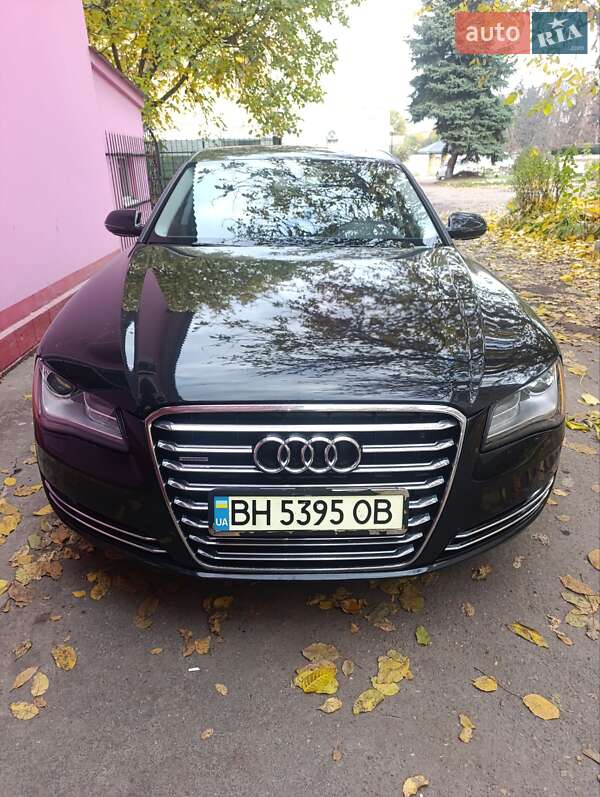 Седан Audi A8 2014 в Ольшанке