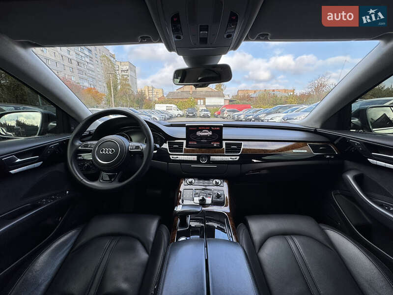 Седан Audi A8 2014 в Бердичеве