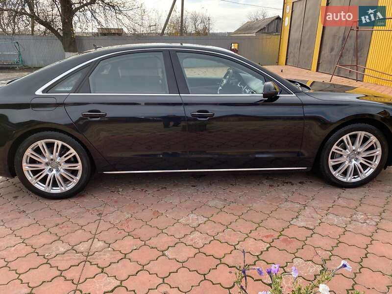 Седан Audi A8 2014 в Ольшанке