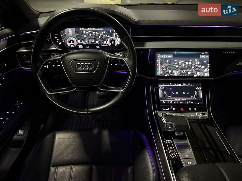 Седан Audi A8 2021 в Києві