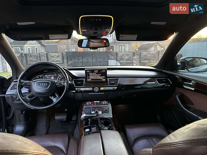 Седан Audi A8 2013 в Тернополе