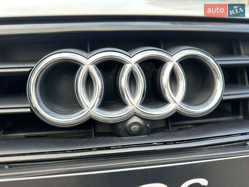 Седан Audi A8 2020 в Киеве