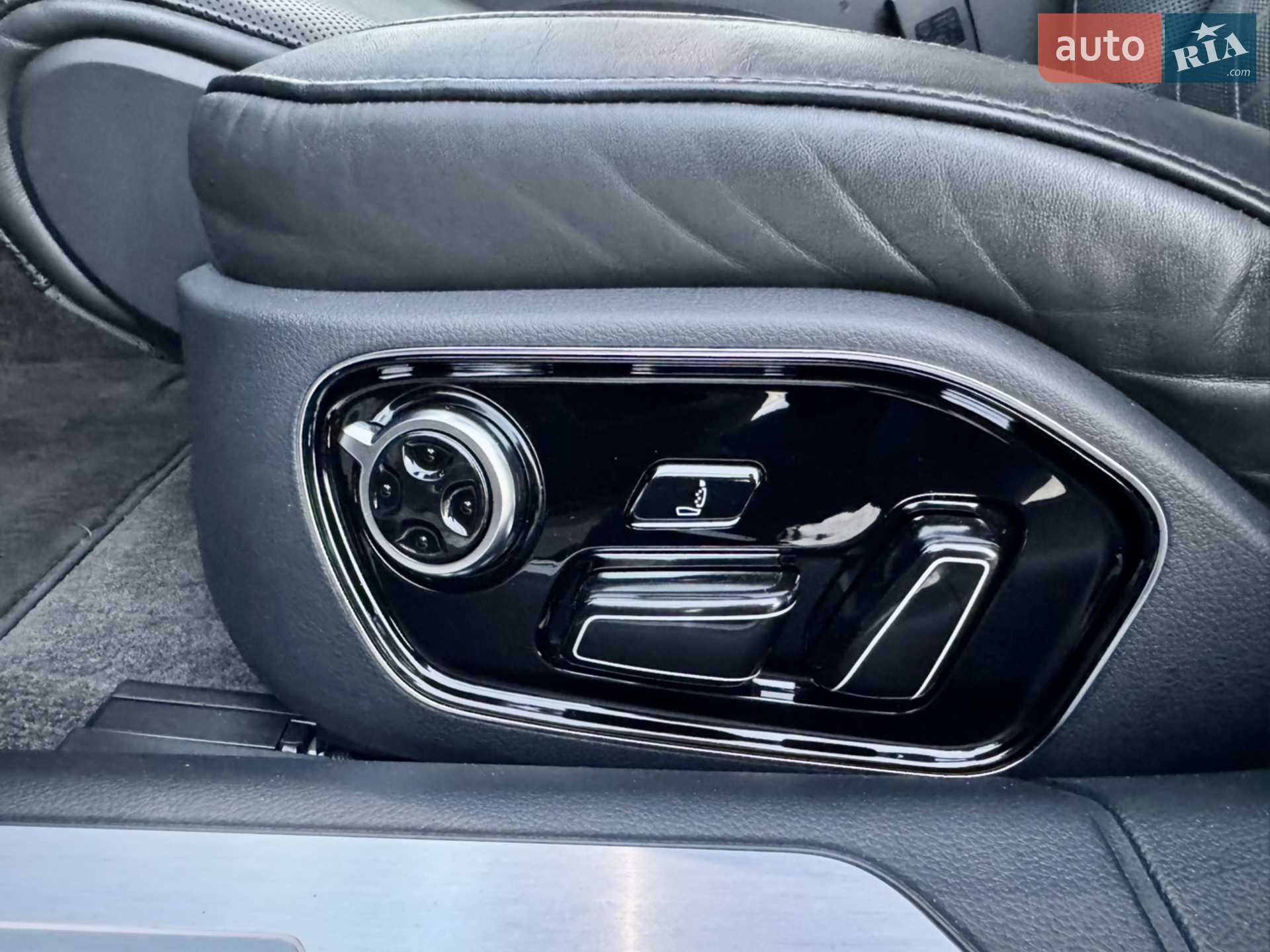 2013 Audi A8 - мініатюра 15
