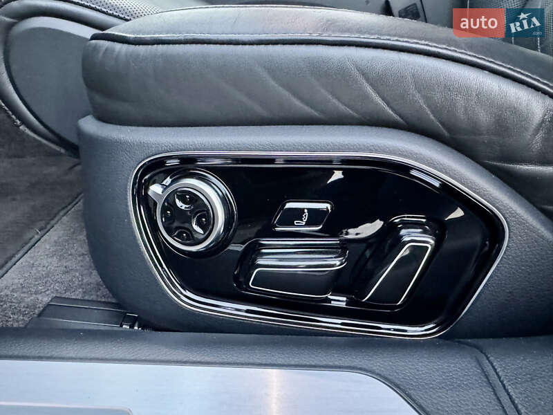 Седан Audi A8 2013 в Києві фото 15 Седан Audi A8 2013 в Києві
