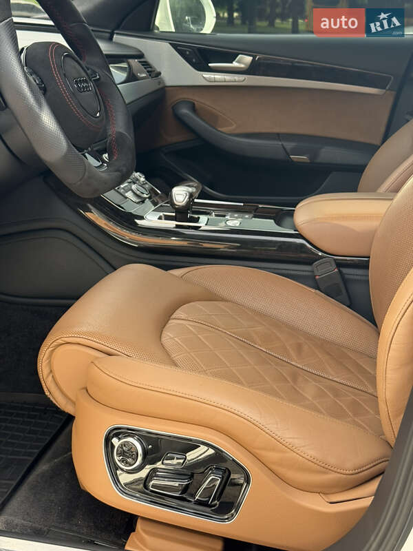 Седан Audi A8 2014 в Днепре фото 32 Седан Audi A8 2014 в Днепре