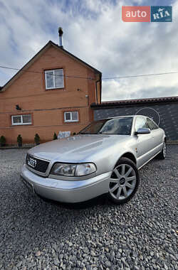 Седан Audi A8 1997 в Дергачах