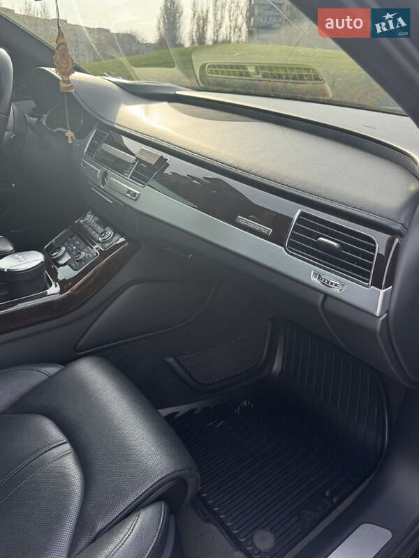Седан Audi A8 2014 в Дніпрі фото 10 Седан Audi A8 2014 в Дніпрі