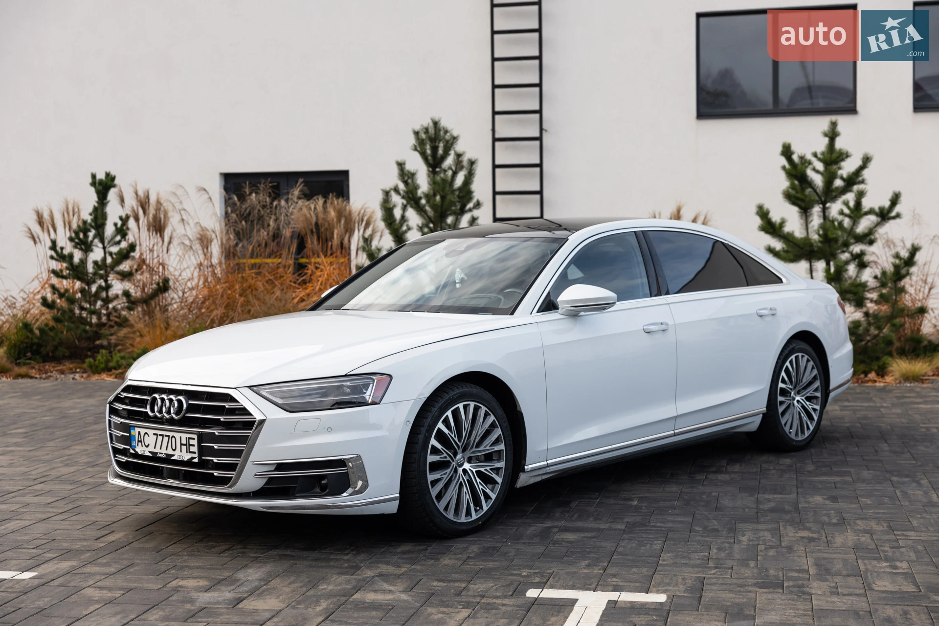 2019 Audi A8 - фото 1