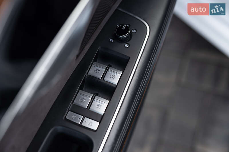Седан Audi A8 2019 в Луцьку фото 19 Седан Audi A8 2019 в Луцьку