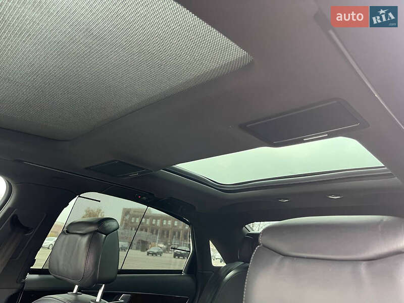 Седан Audi A8 2015 в Киеве