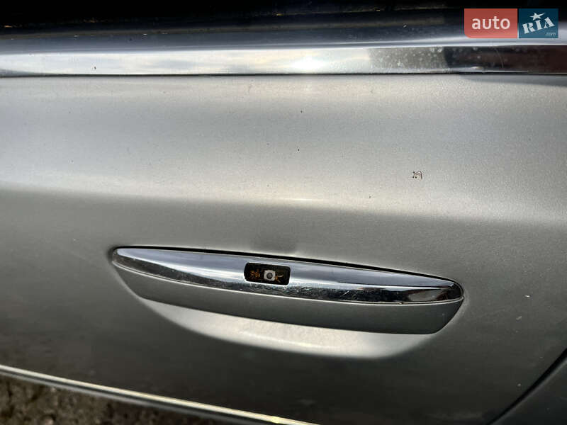 Седан Audi A8 2003 в Харкові