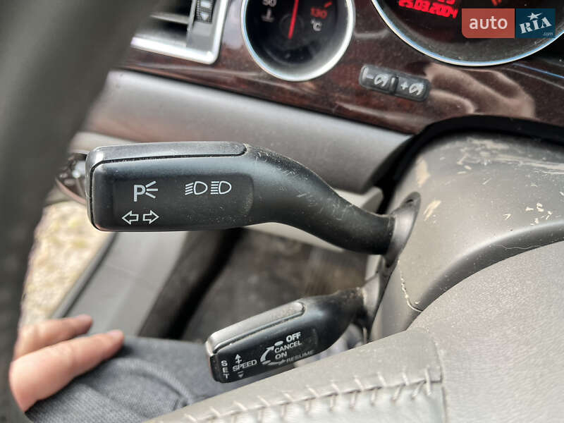 Седан Audi A8 2003 в Харкові