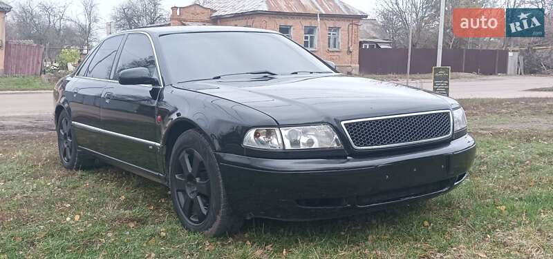 Седан Audi A8 1998 в Путивле