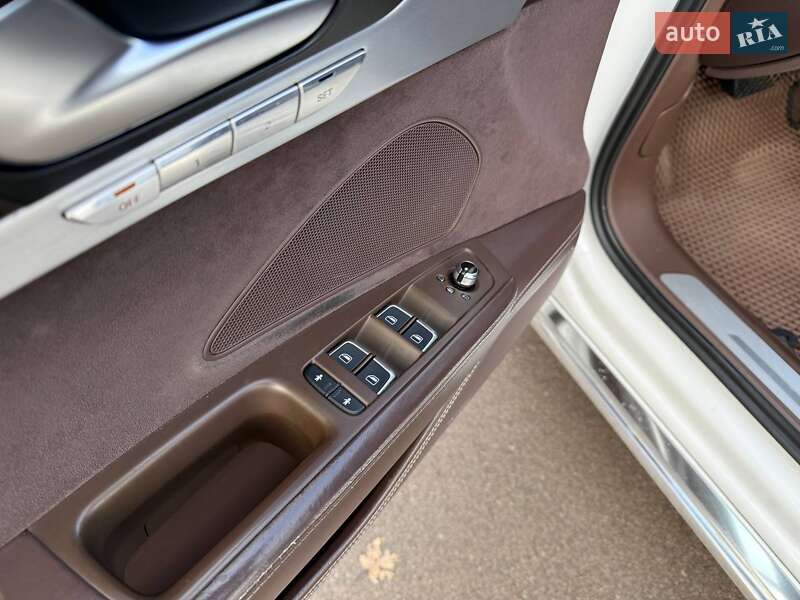 Седан Audi A8 2012 в Киеве фото 9 Седан Audi A8 2012 в Киеве