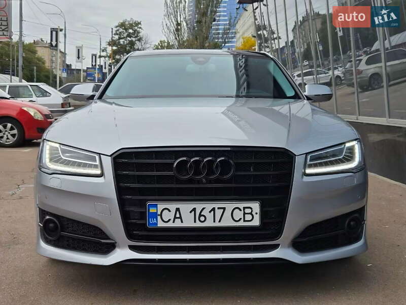 Седан Audi A8 2017 в Києві