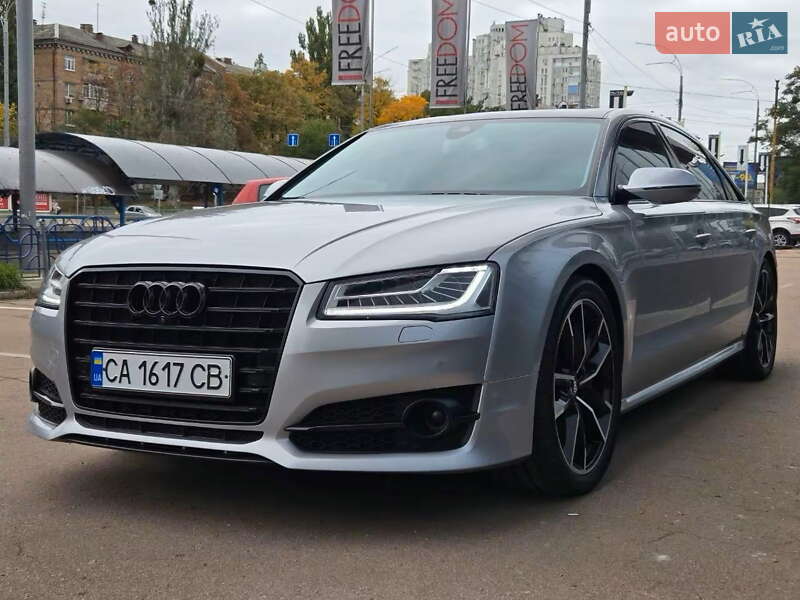 Седан Audi A8 2017 в Києві