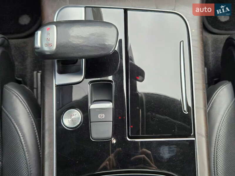 Седан Audi A8 2017 в Києві