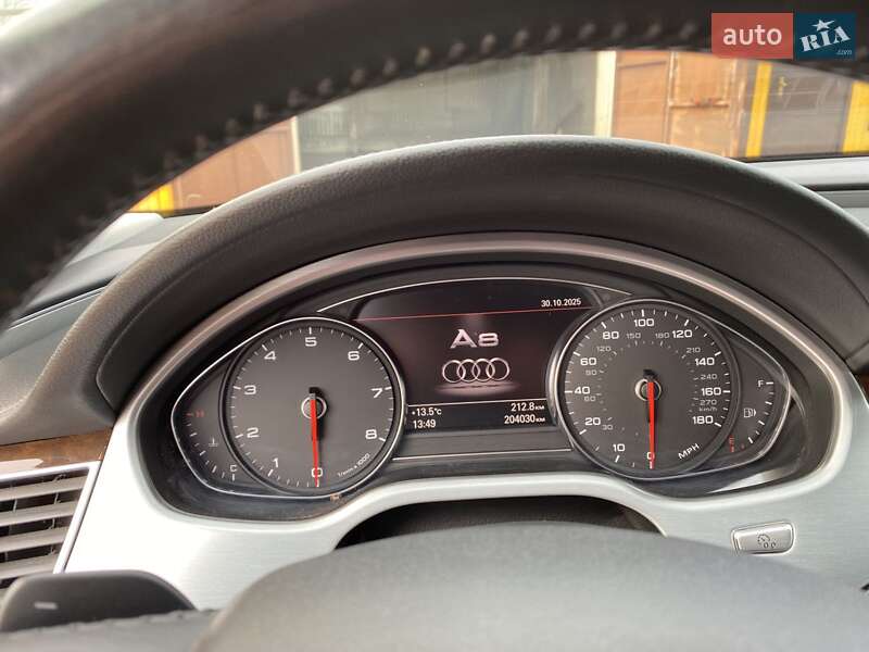 Седан Audi A8 2014 в Ольшанке