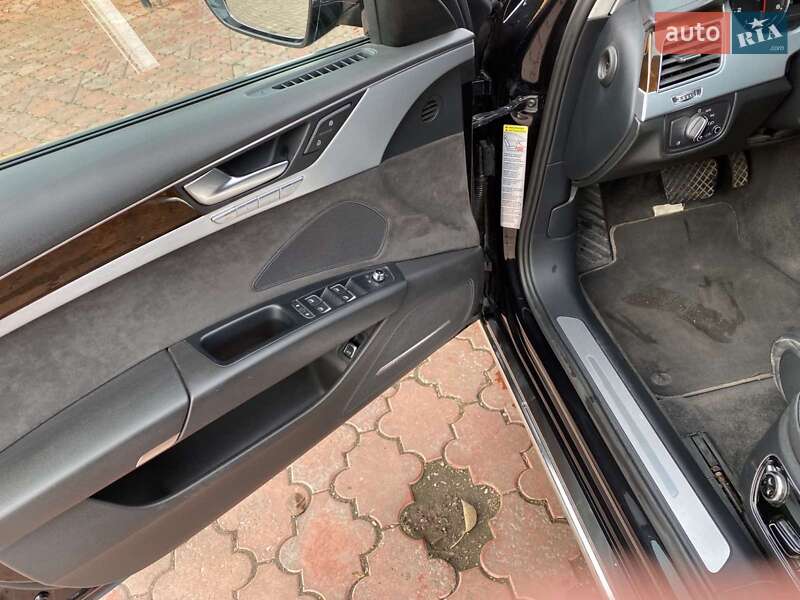 Седан Audi A8 2014 в Ольшанке