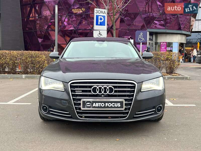 Седан Audi A8 2012 в Києві