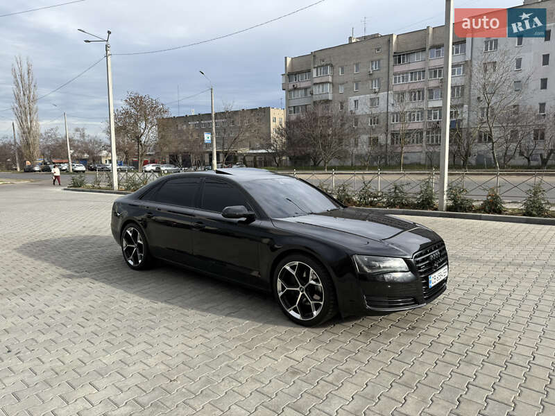 Седан Audi A8 2012 в Николаеве
