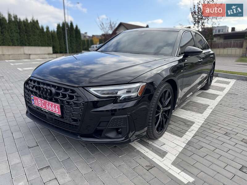 Седан Audi A8 2024 в Ровно
