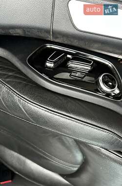 Седан Audi A8 2012 в Киеве